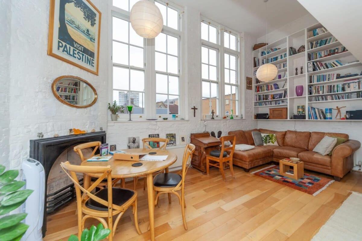 Charming 1 Bedroom In Old School House Apartamento