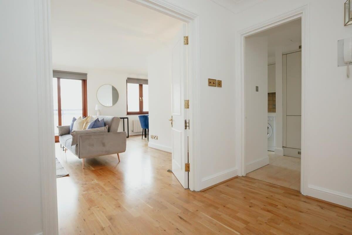 Spacious 1 Bed Mayfair With Balcony Apartamento *