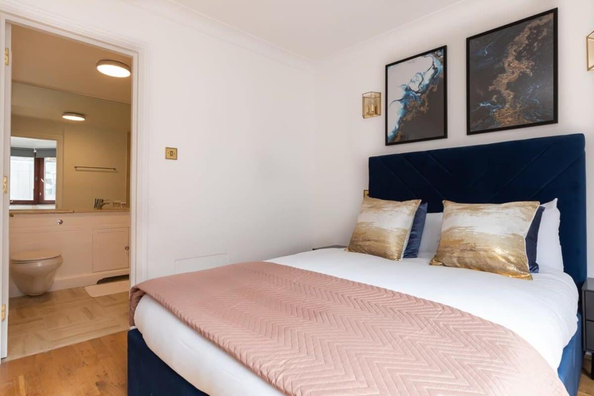 Apartamento Spacious 1 Bed Mayfair With Balcony