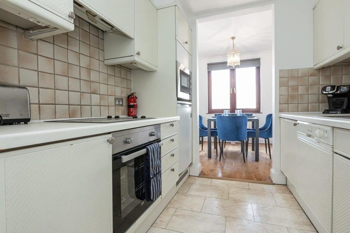 Spacious 1 Bed Mayfair With Balcony Apartamento *