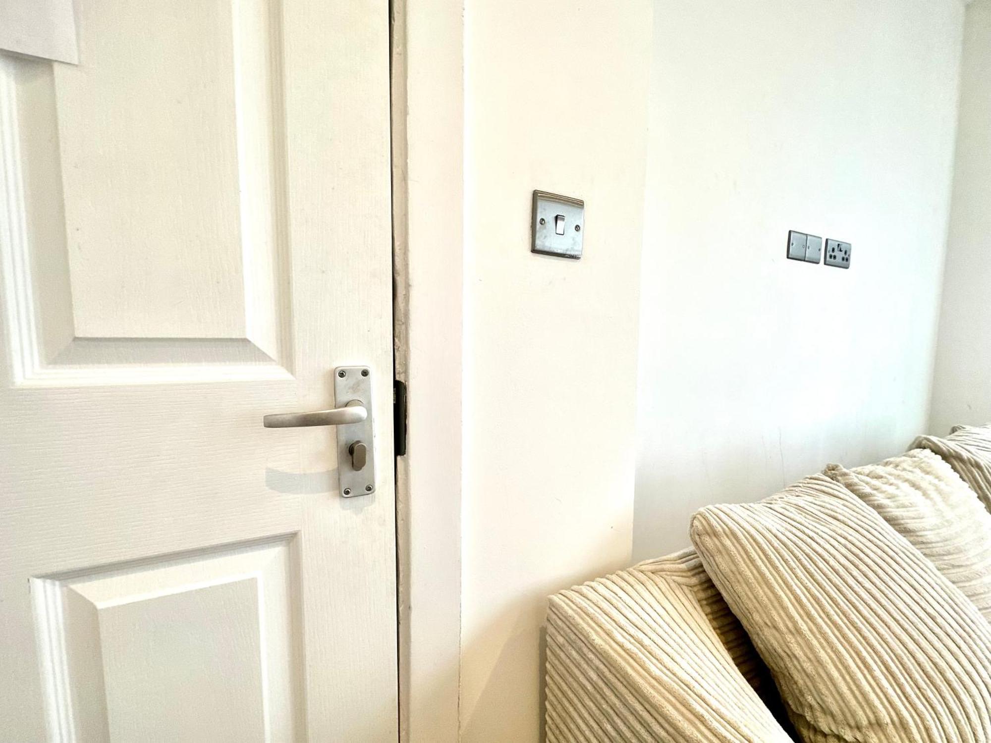 2 Minutes From Oxford Street Private D