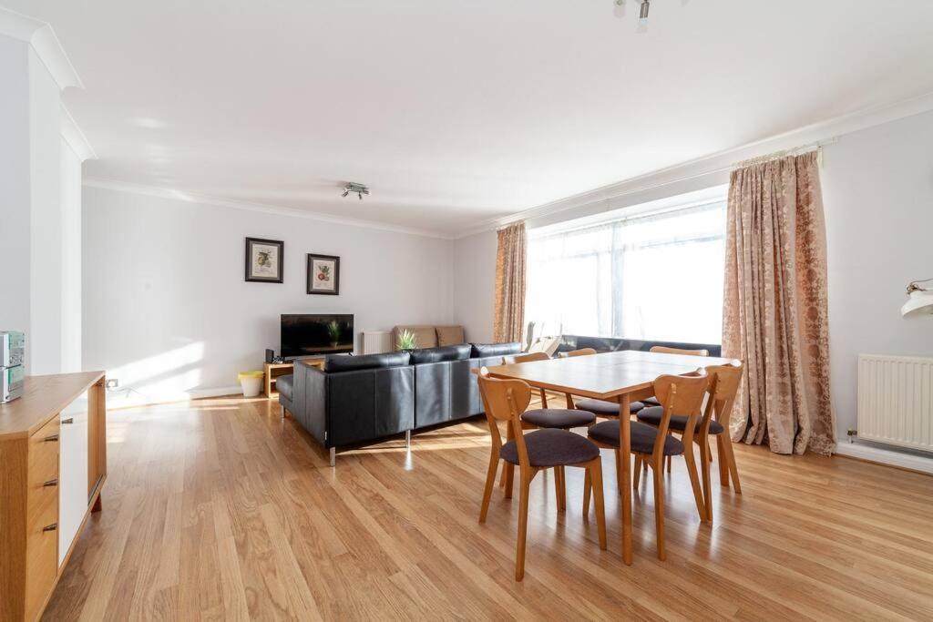 And Stylish Flat Near Regent's Park