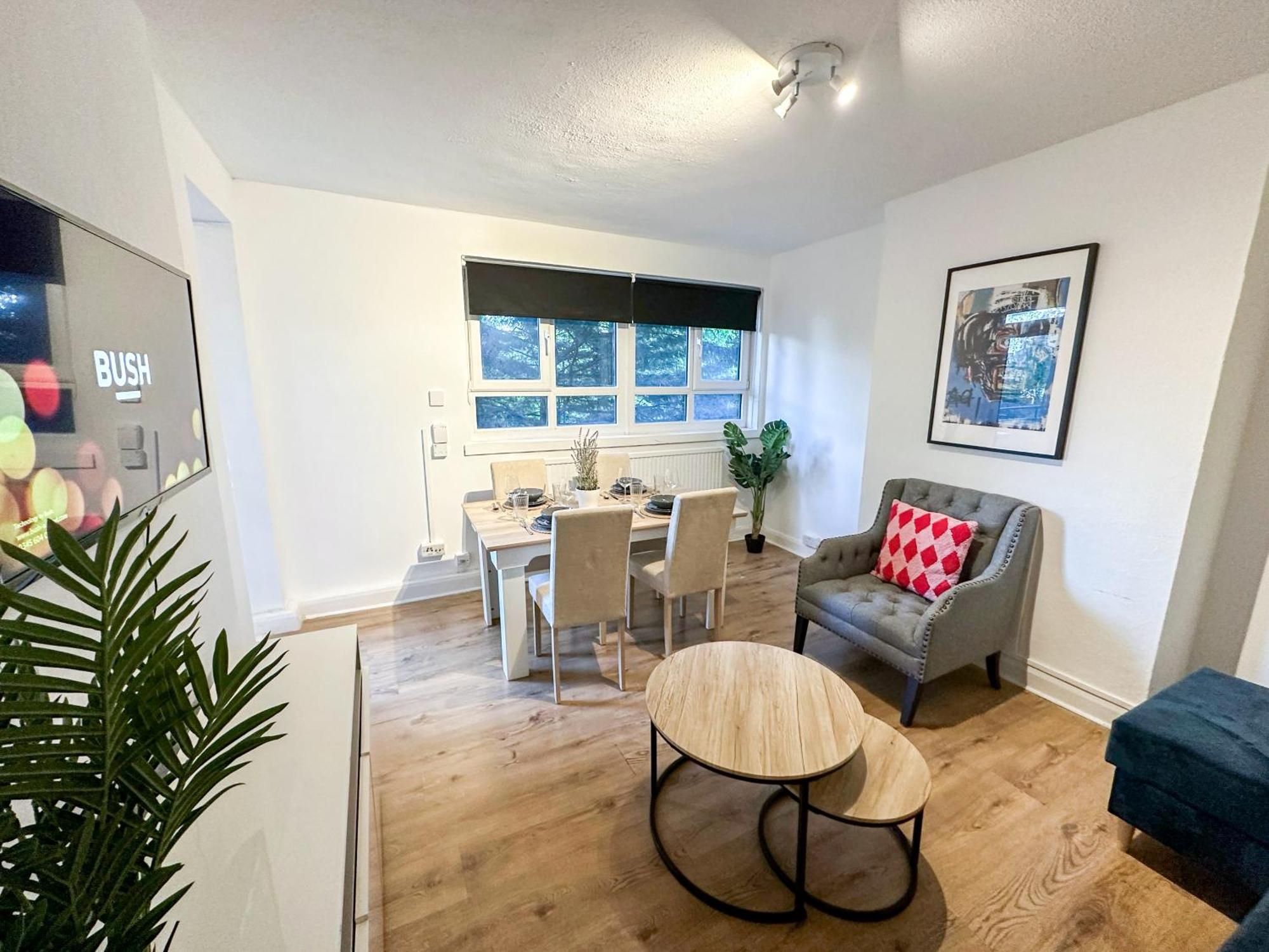 Appartement Vibrant 3 Bedrooms Flat With Private Balcony Near Finsbury Park, Wood Green Londres
