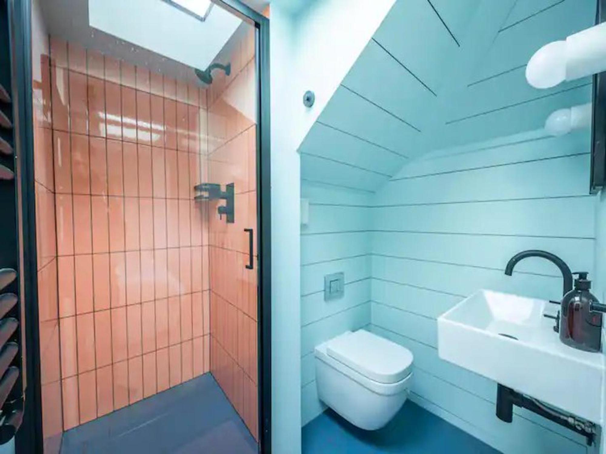 Hébergement de vacances Pass The Keys Spacious Dulwich Family House With Pool Londres