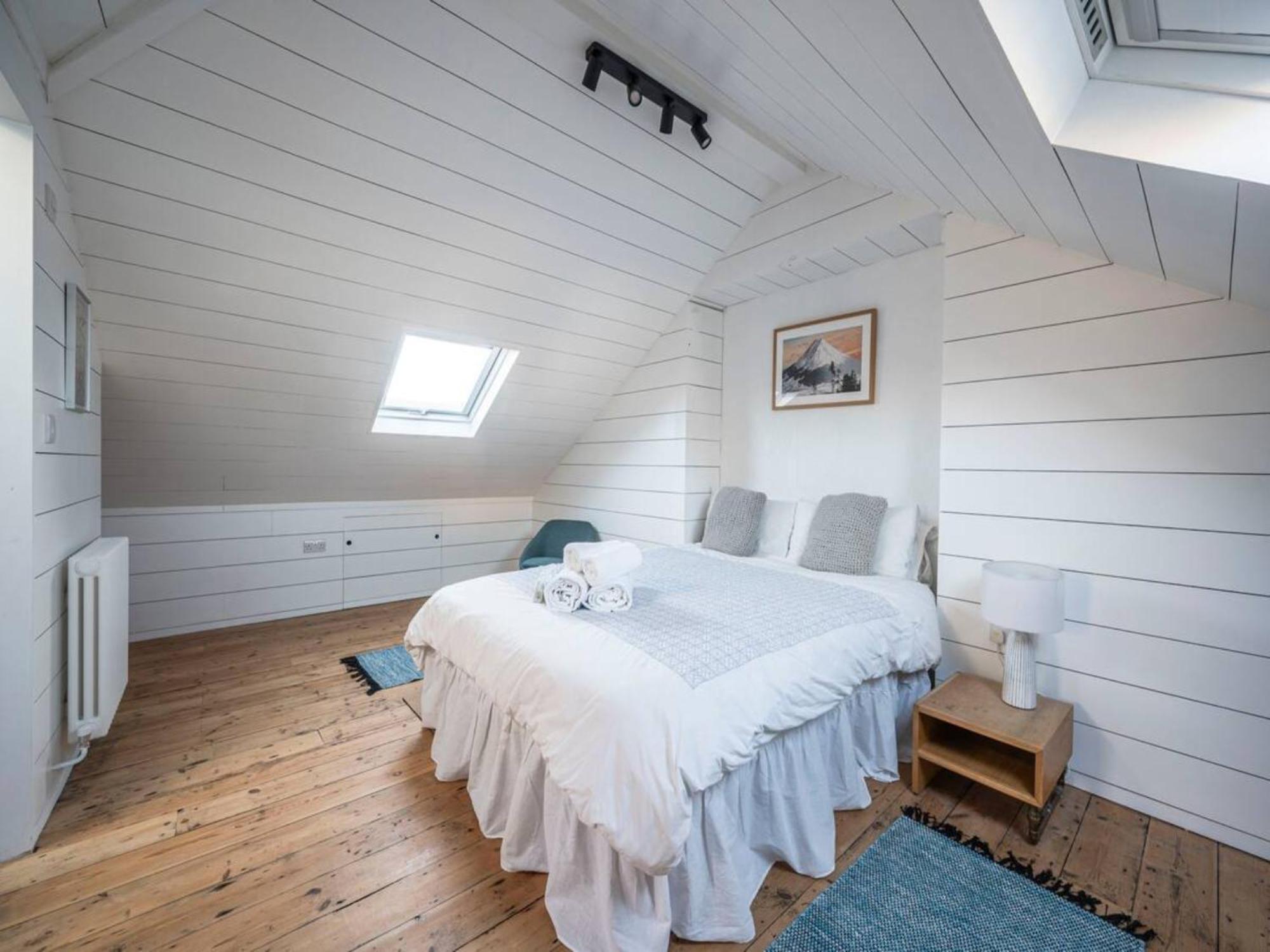 Hébergement de vacances Pass The Keys Spacious Dulwich Family House With Pool Londres