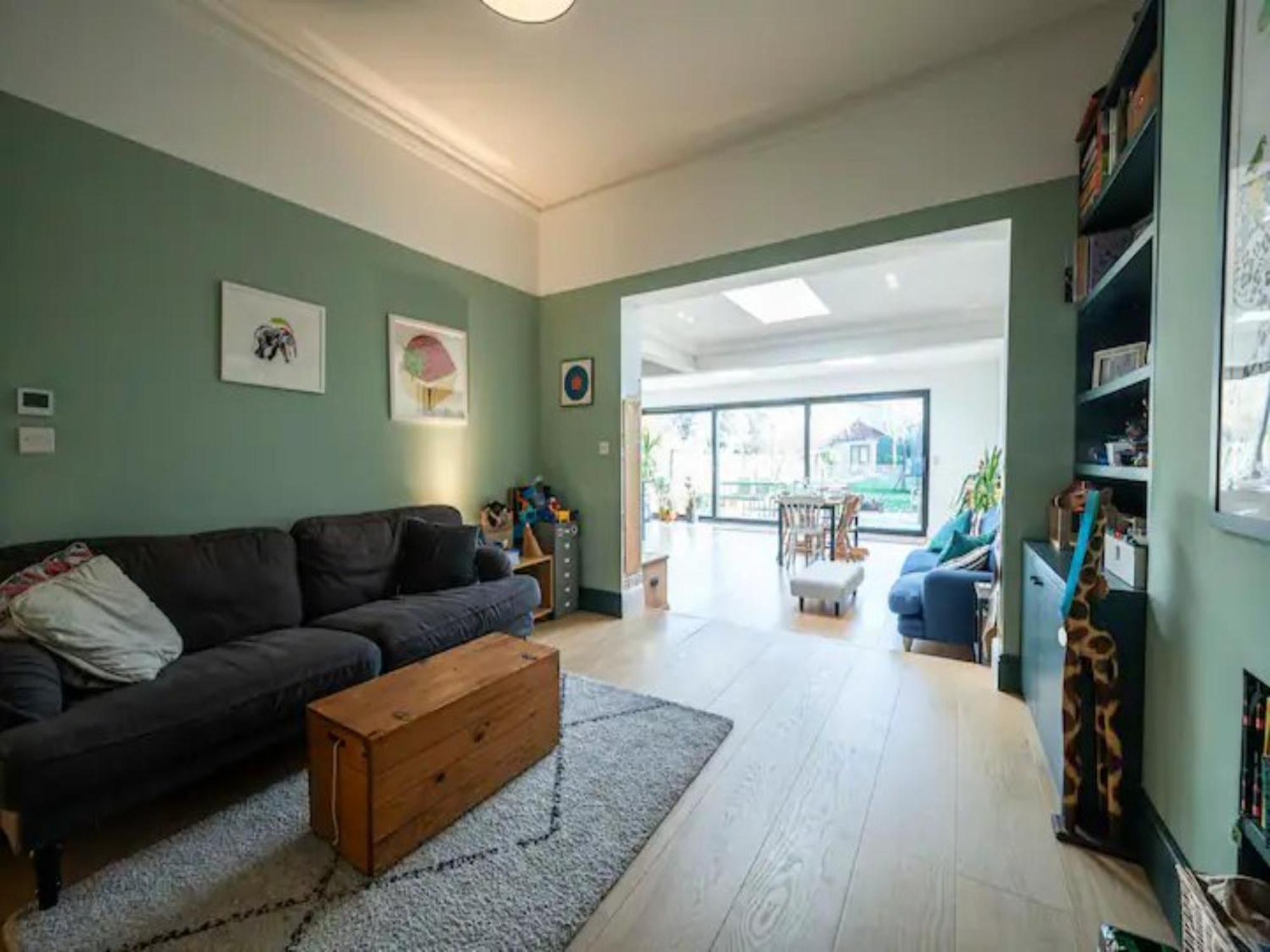 Pass The Keys Spacious Dulwich Family House With Pool Hébergement de vacances Londres