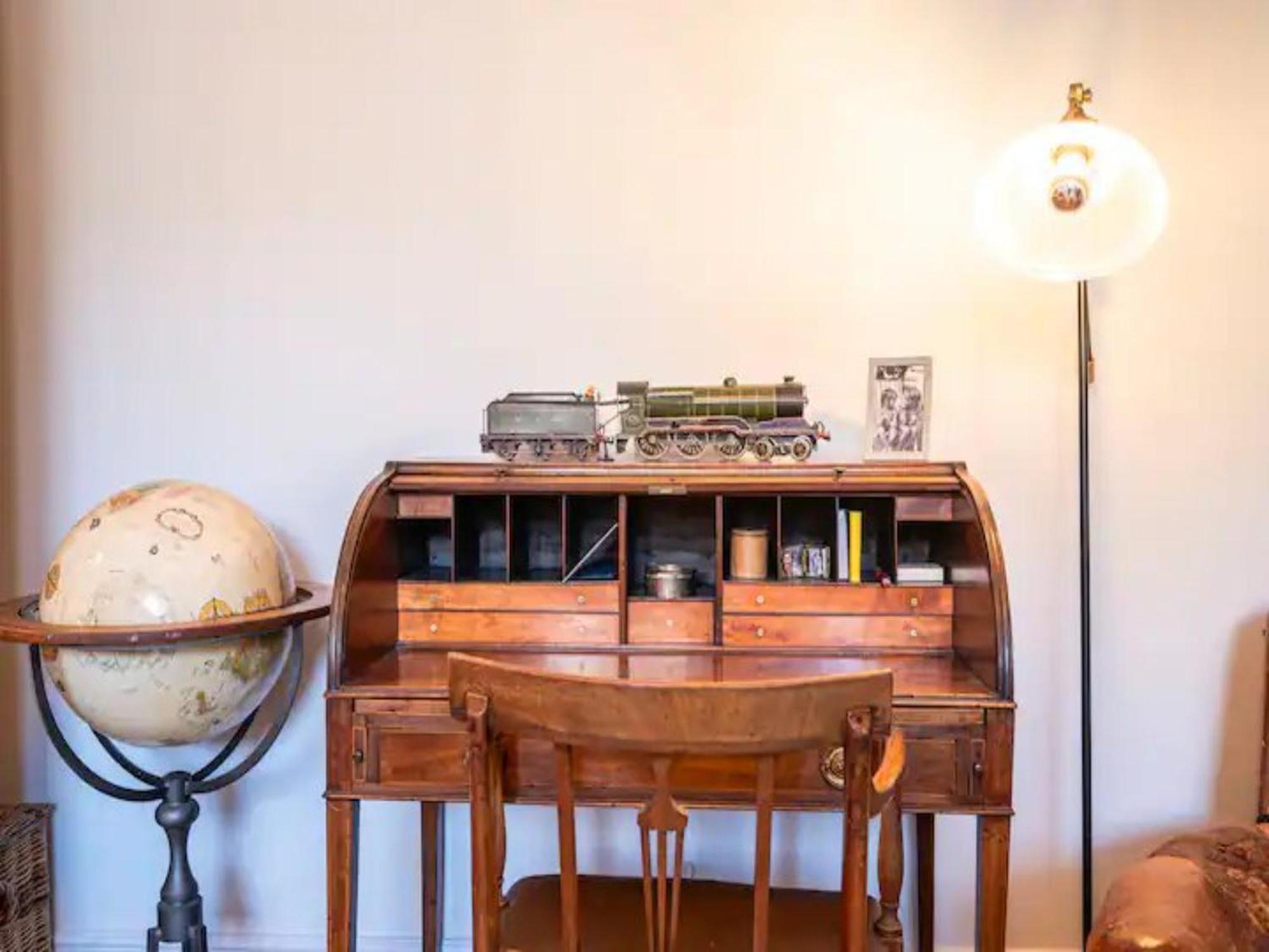 Pass The Keys Spacious Dulwich Family House With Pool Hébergement de vacances *