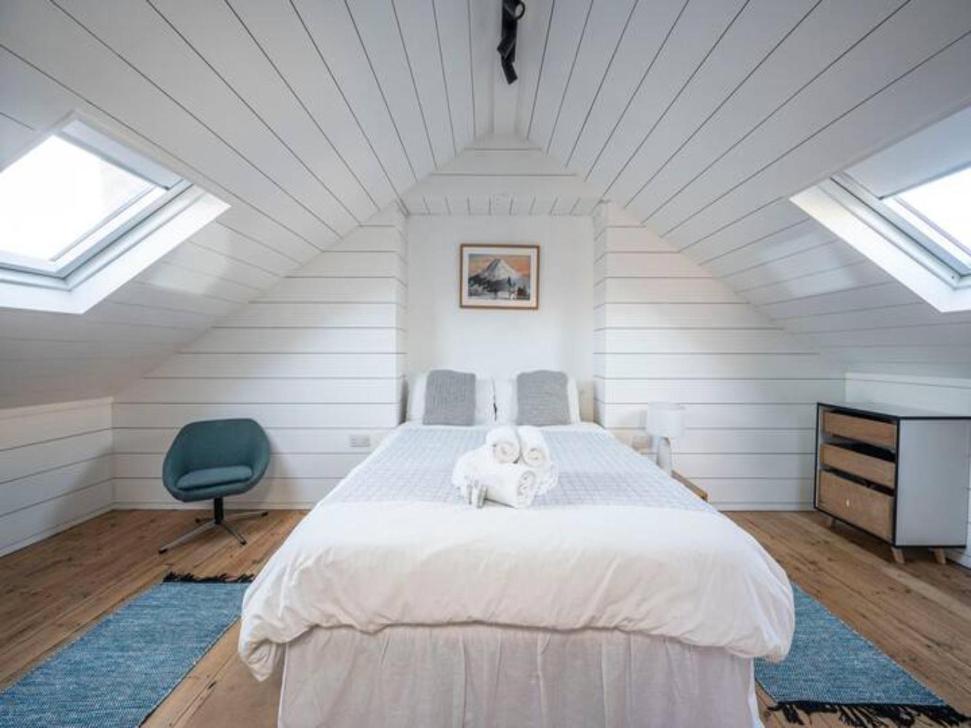 Hébergement de vacances Pass The Keys Spacious Dulwich Family House With Pool *
