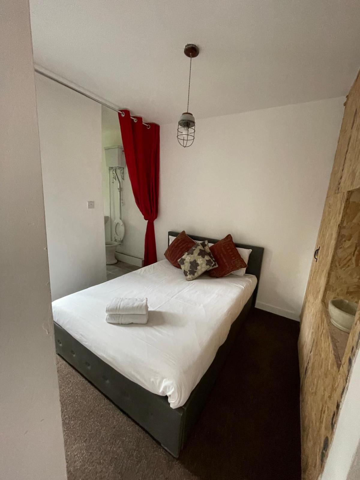 2 Bedroom Flat Wembley Apartamento *