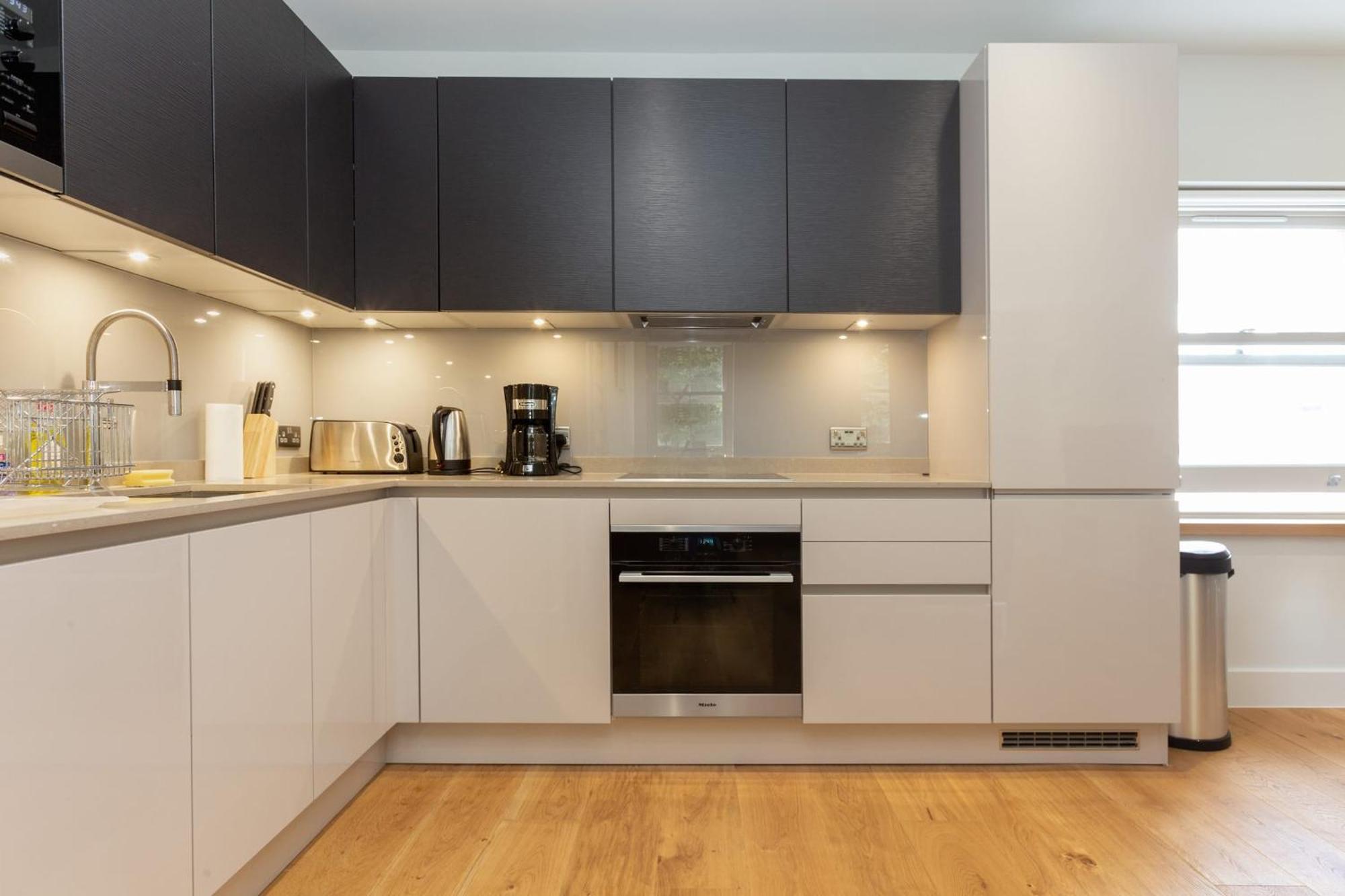 2br2ba By Bloomsbury - Cityapartmentstay