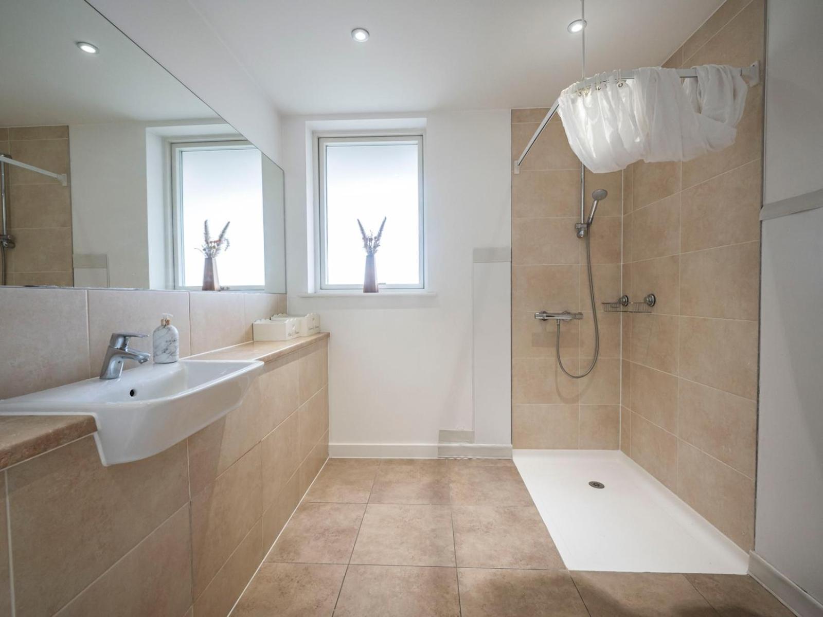 Apartamento Near Tower Bridge And Tube Pass The Keys *