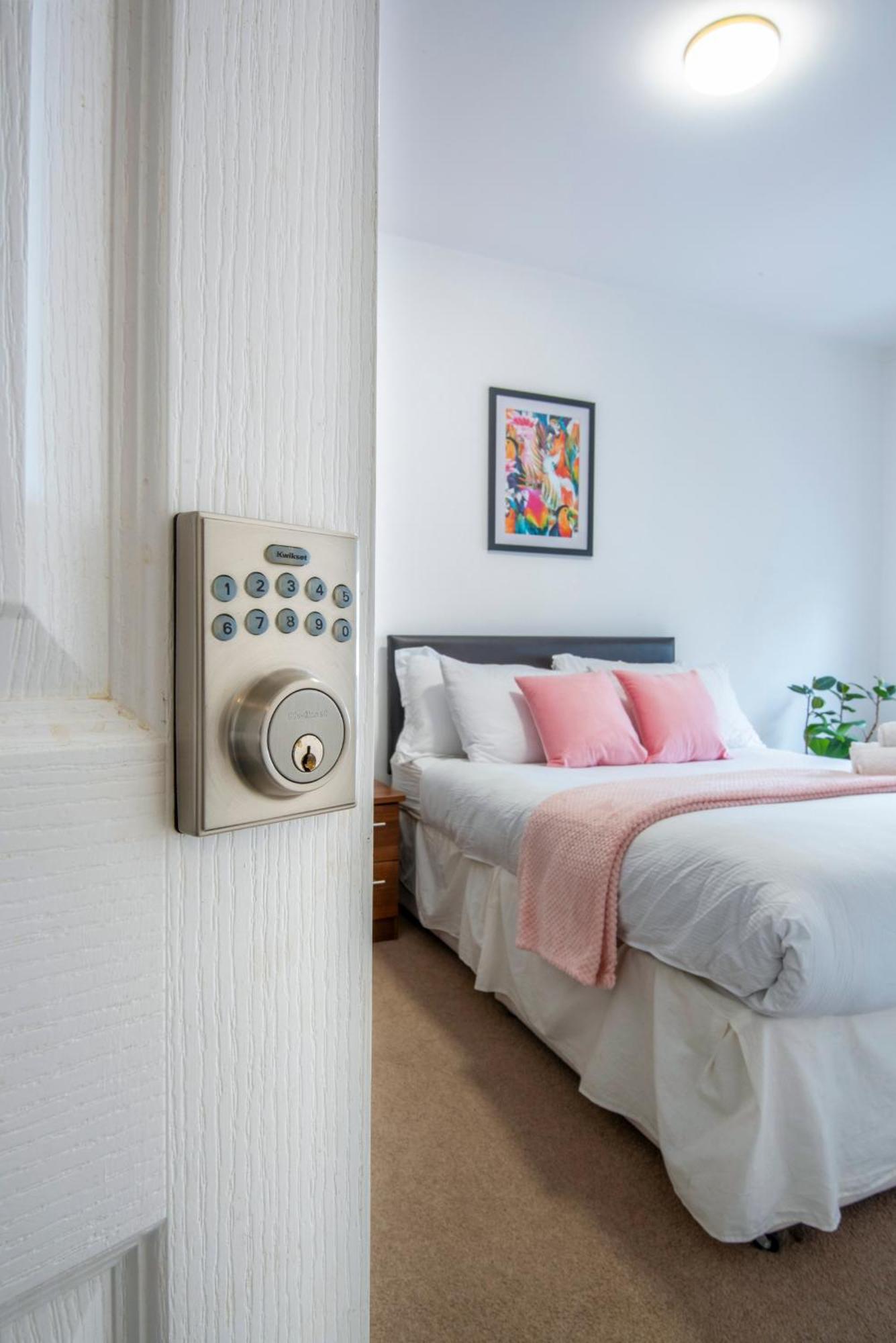 Adorable, Comfy Flat Walk Paddington/elizabeth Stn *