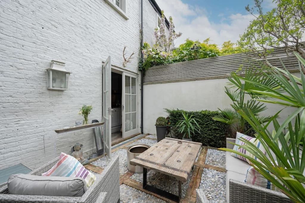 Hébergement de vacances Perfect British Mews - Beautiful Garden *
