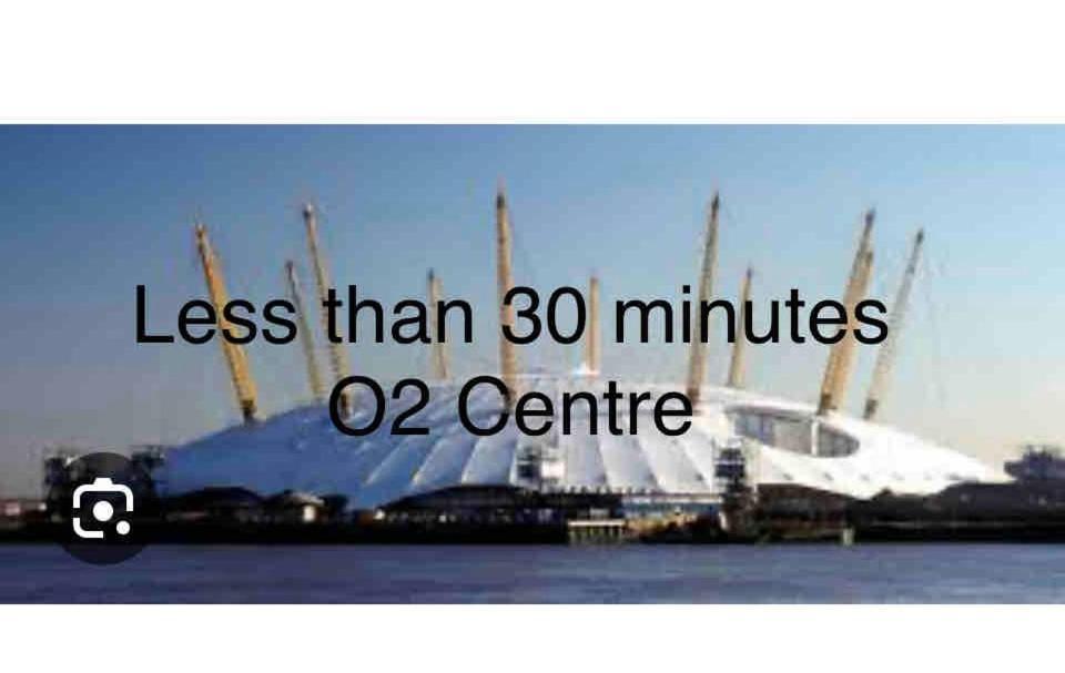 Locations 1 Bed Sleeps 4 Apartamento Londres