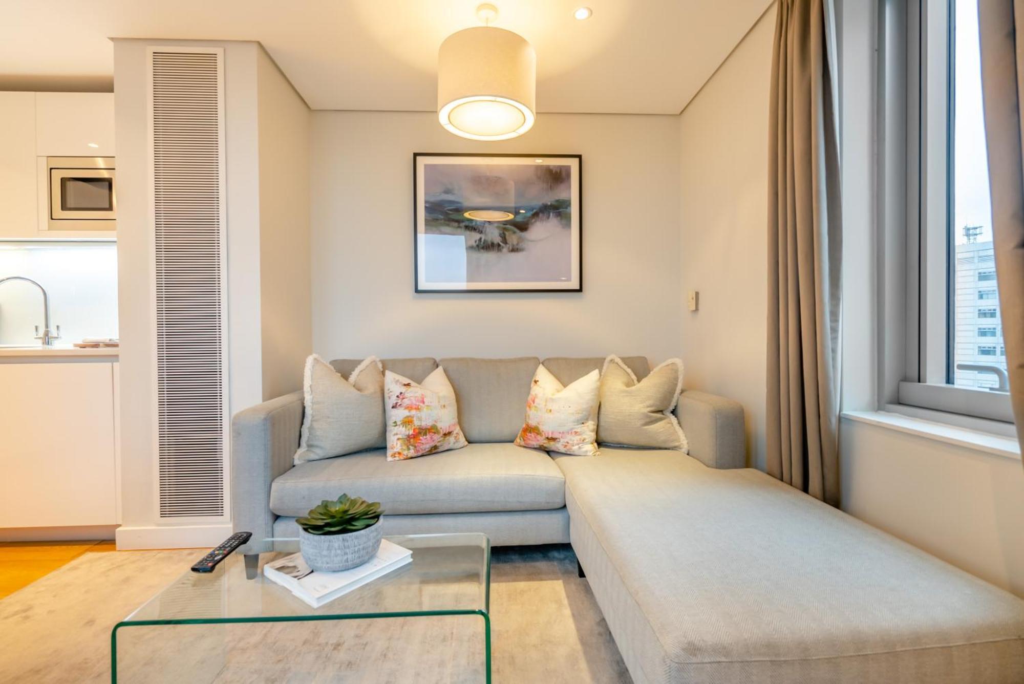 Apartment Merchant Square London