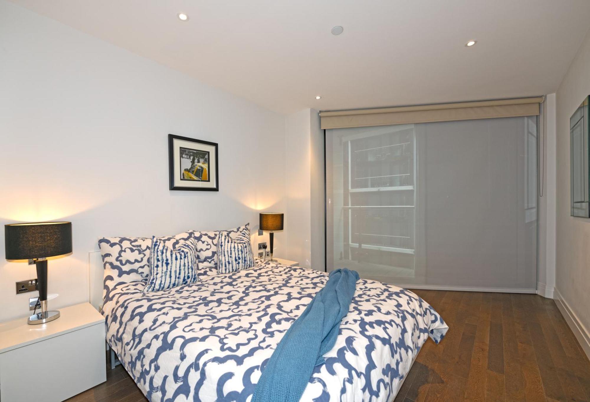 Two Bedroom Flat * Londres