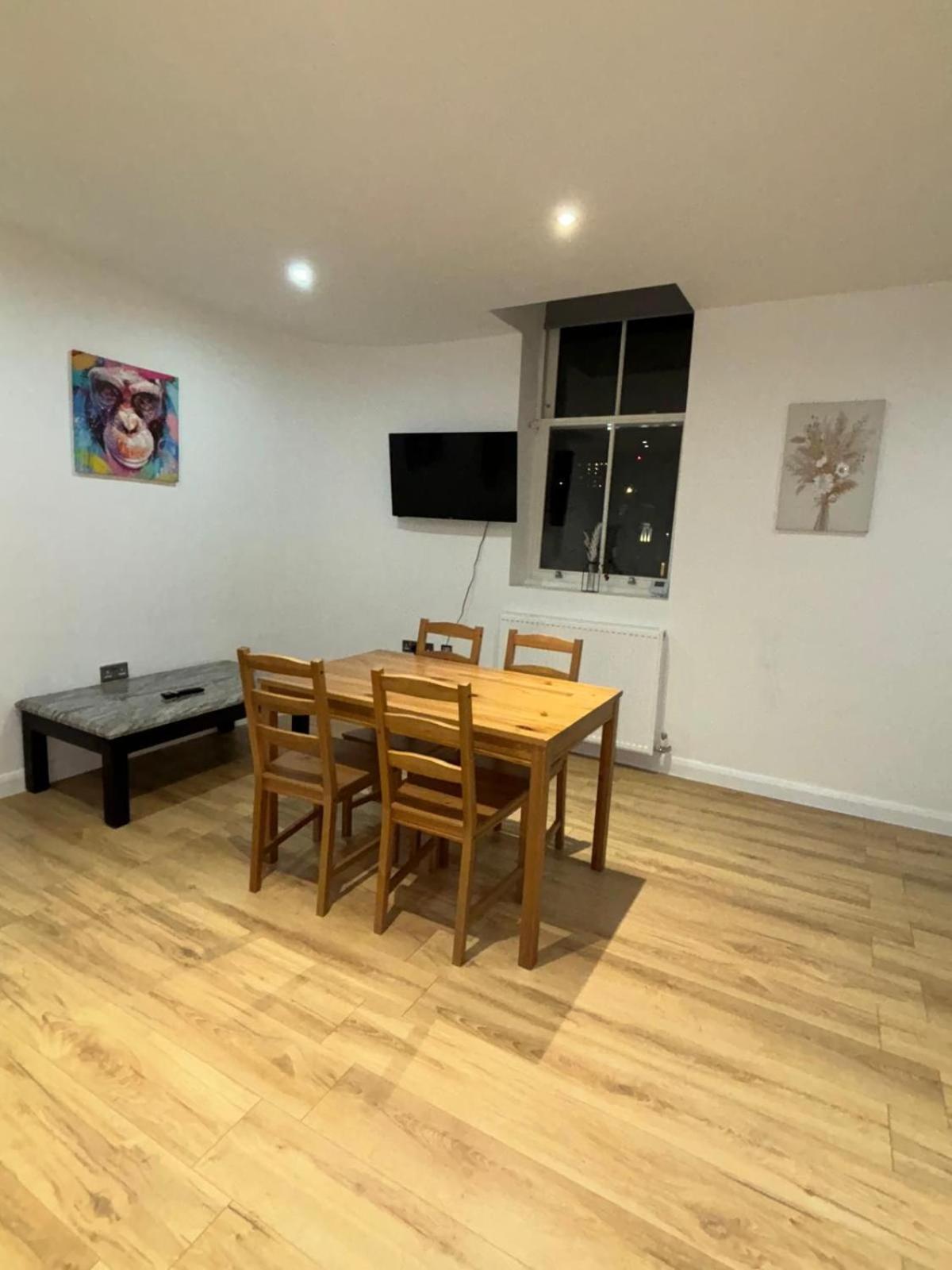 Sleep 4 In Battersea Central 5 Mins To Power Station Bs2 Apartamento *