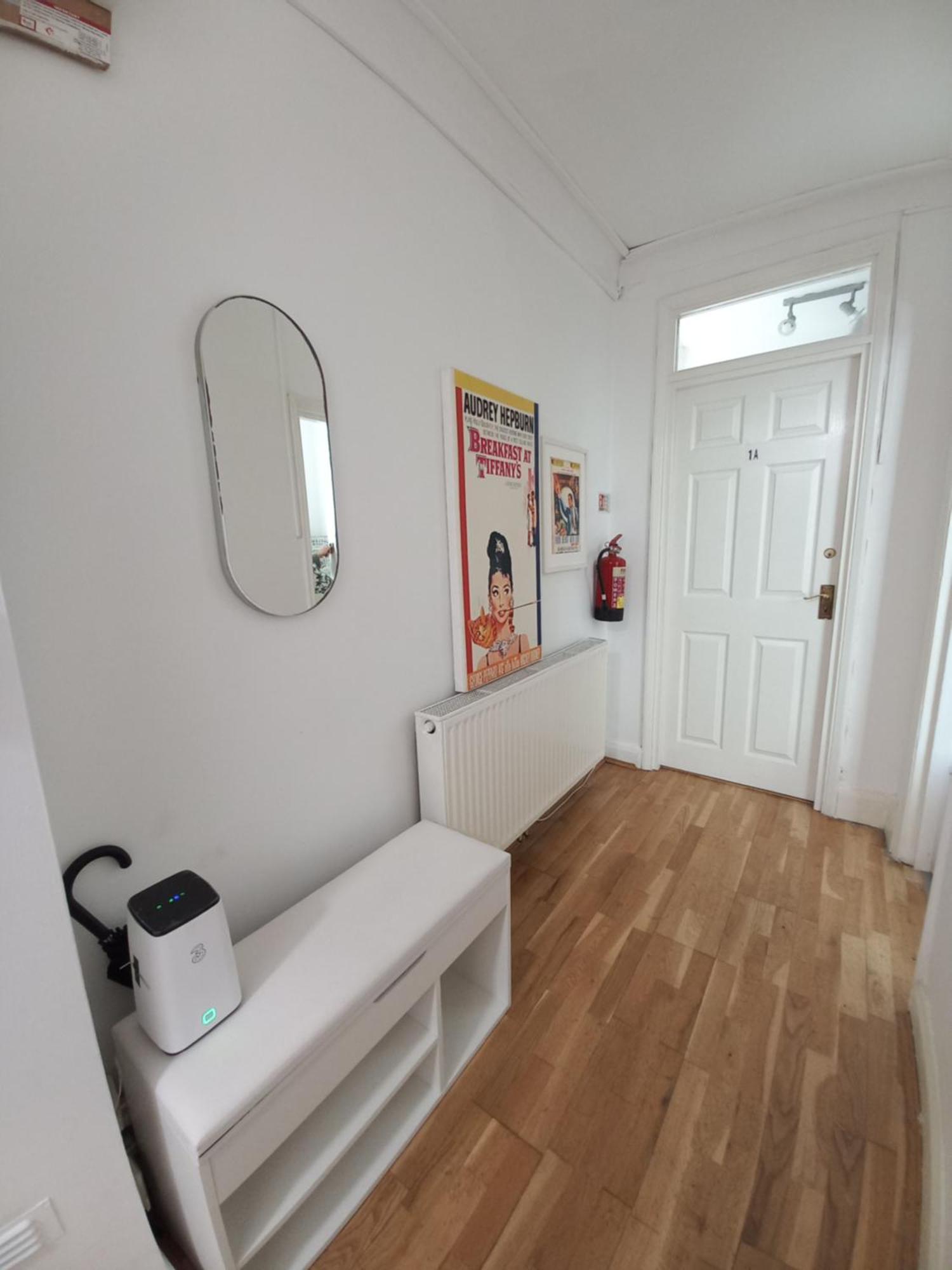 Kensington Secret Gem Apartment