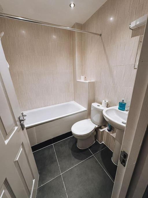 Modern 2 Bedroom Flat In Balham Appartement Londres