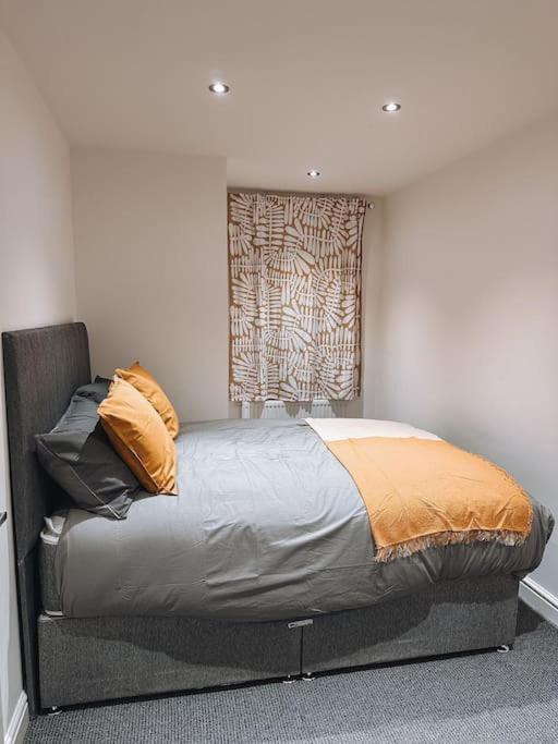 Modern 2 Bedroom Flat In Balham