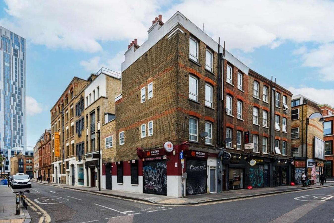 Chic In Spitalfields,