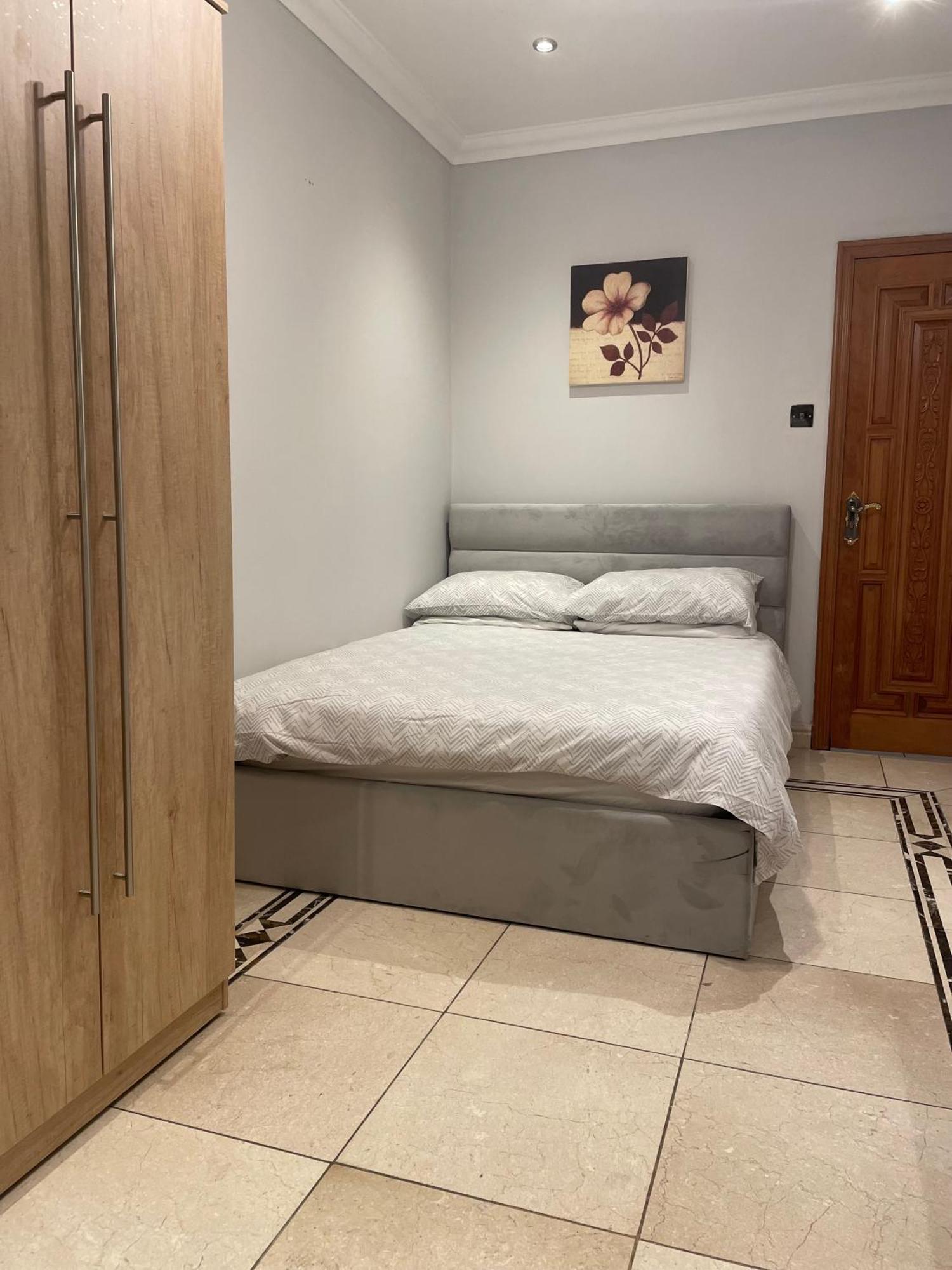 North Apartment London