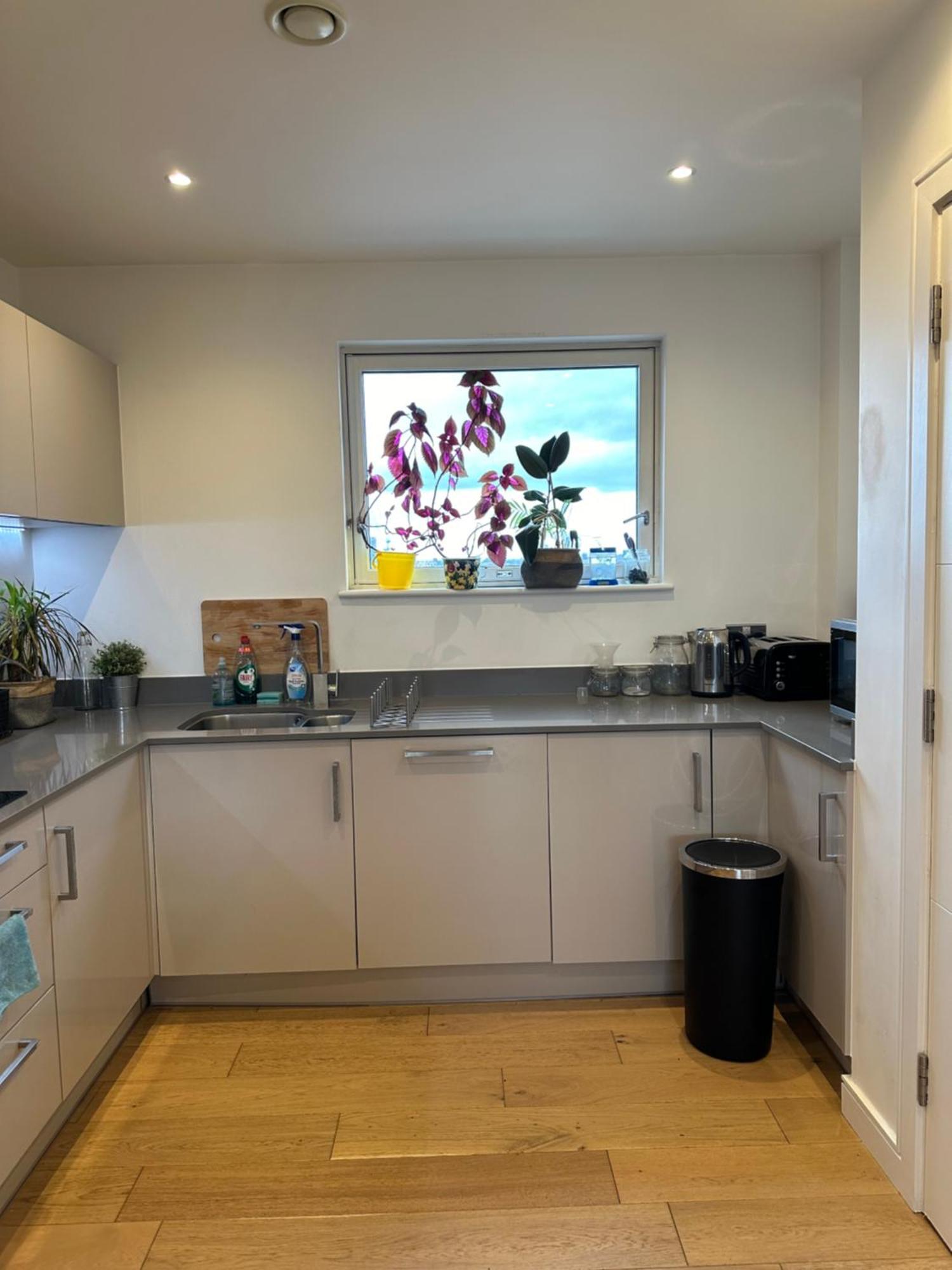 Luxury 3 Bedroom Flat In Stratford, Appartement Londres