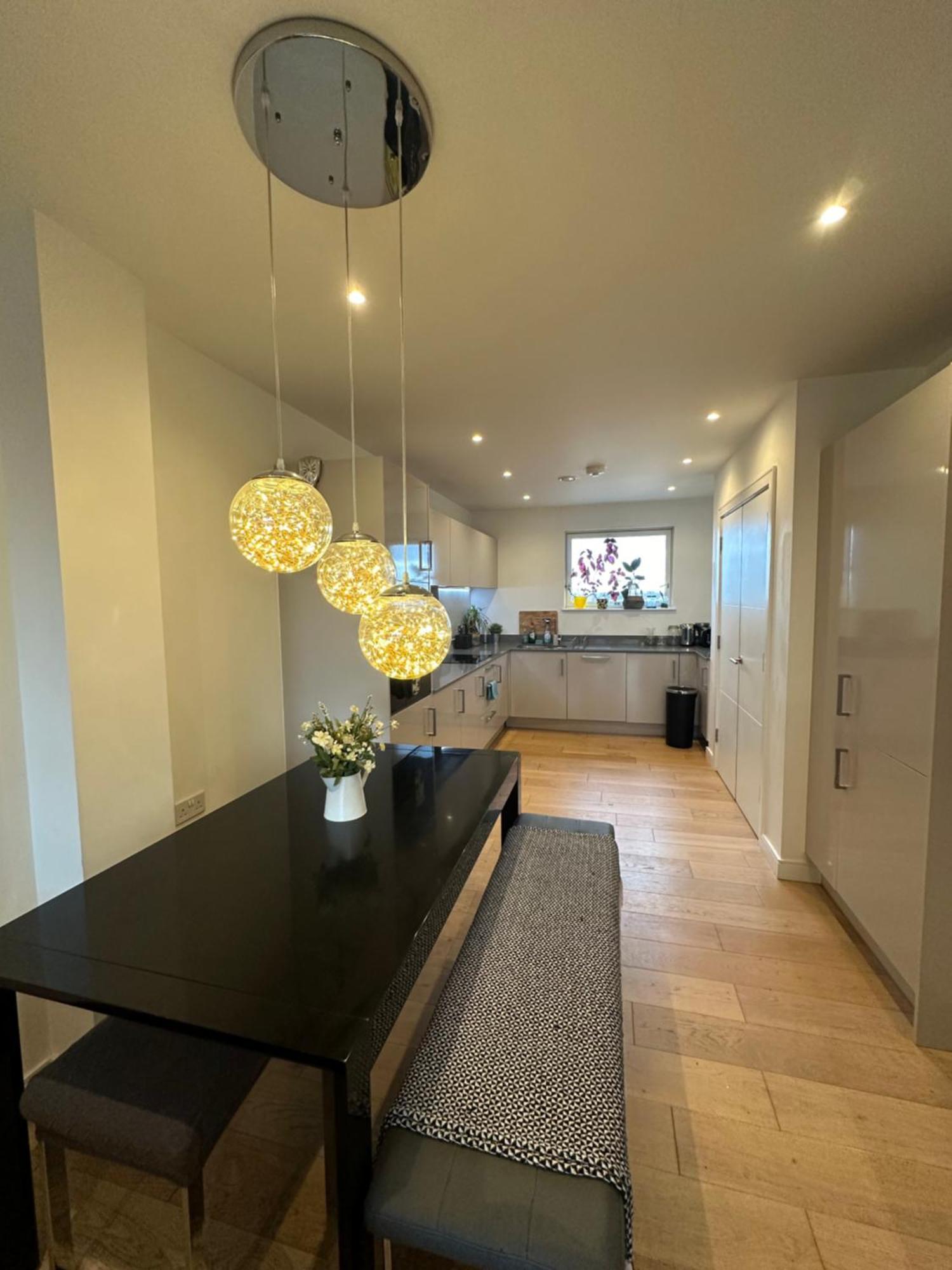Luxury 3 Bedroom Flat In Stratford,