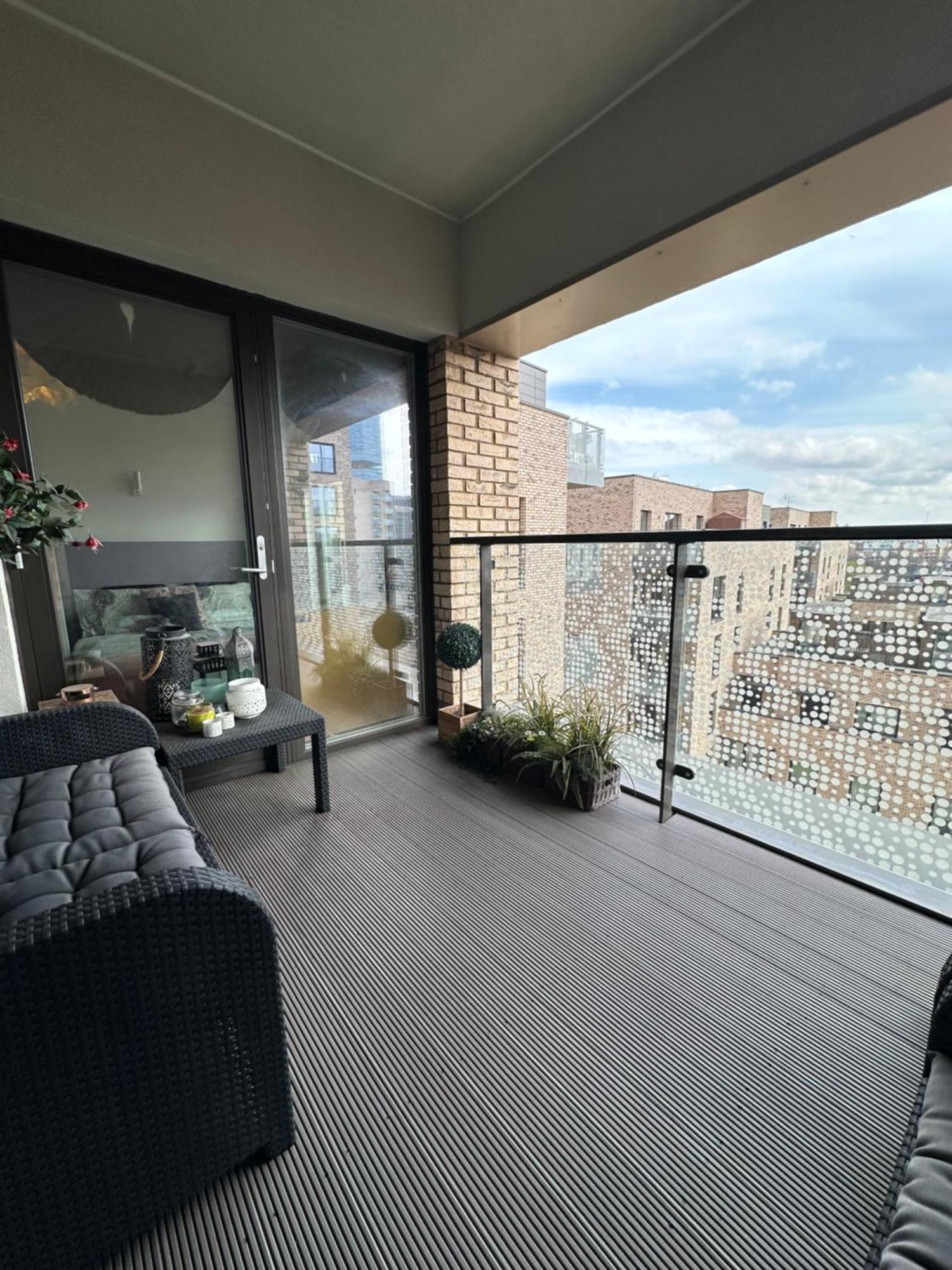 Luxury 3 Bedroom Flat In Stratford, Appartement *