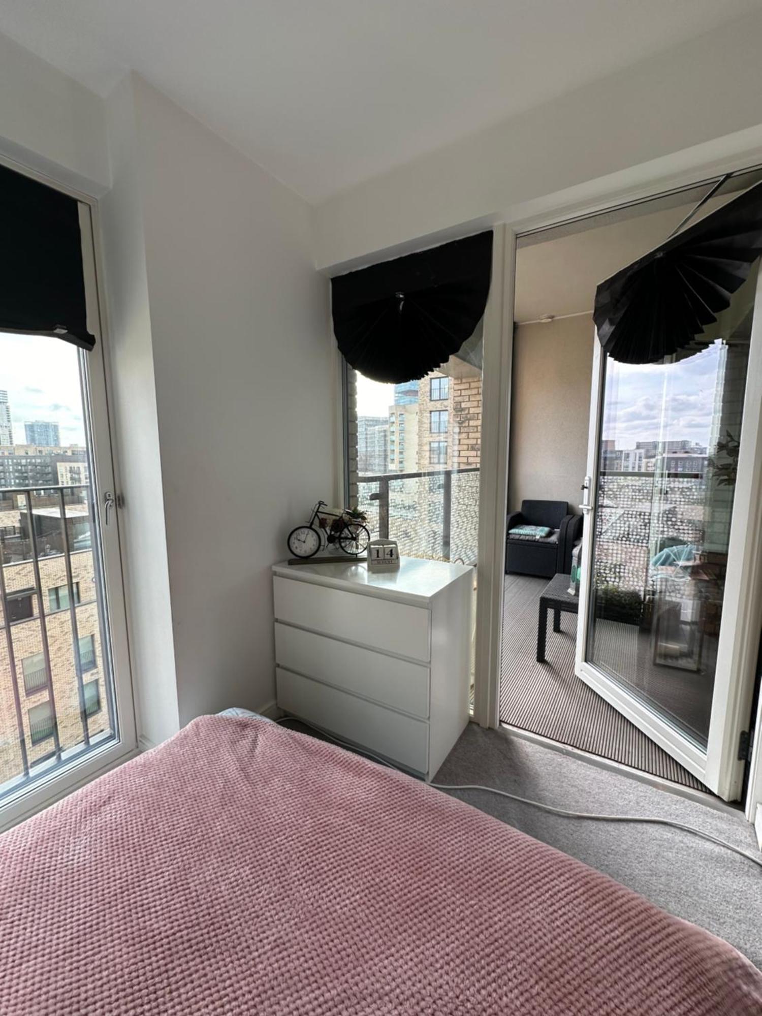 Luxury 3 Bedroom Flat In Stratford, Londres