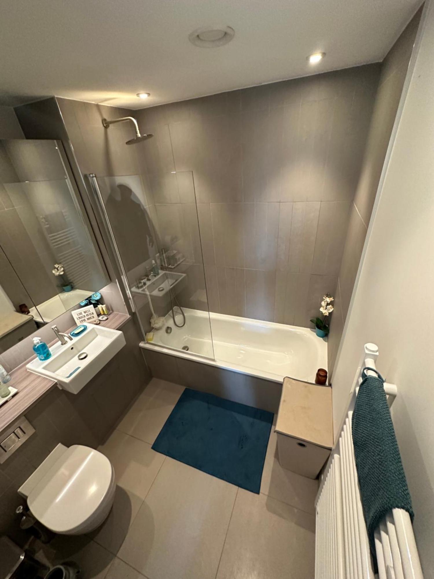 Luxury 3 Bedroom Flat In Stratford, Appartement