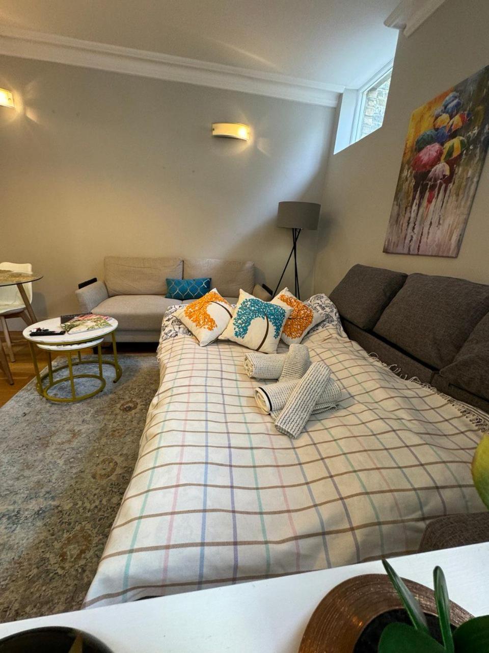 Cozy And Comfy Flat In Earls Court Apartamento *