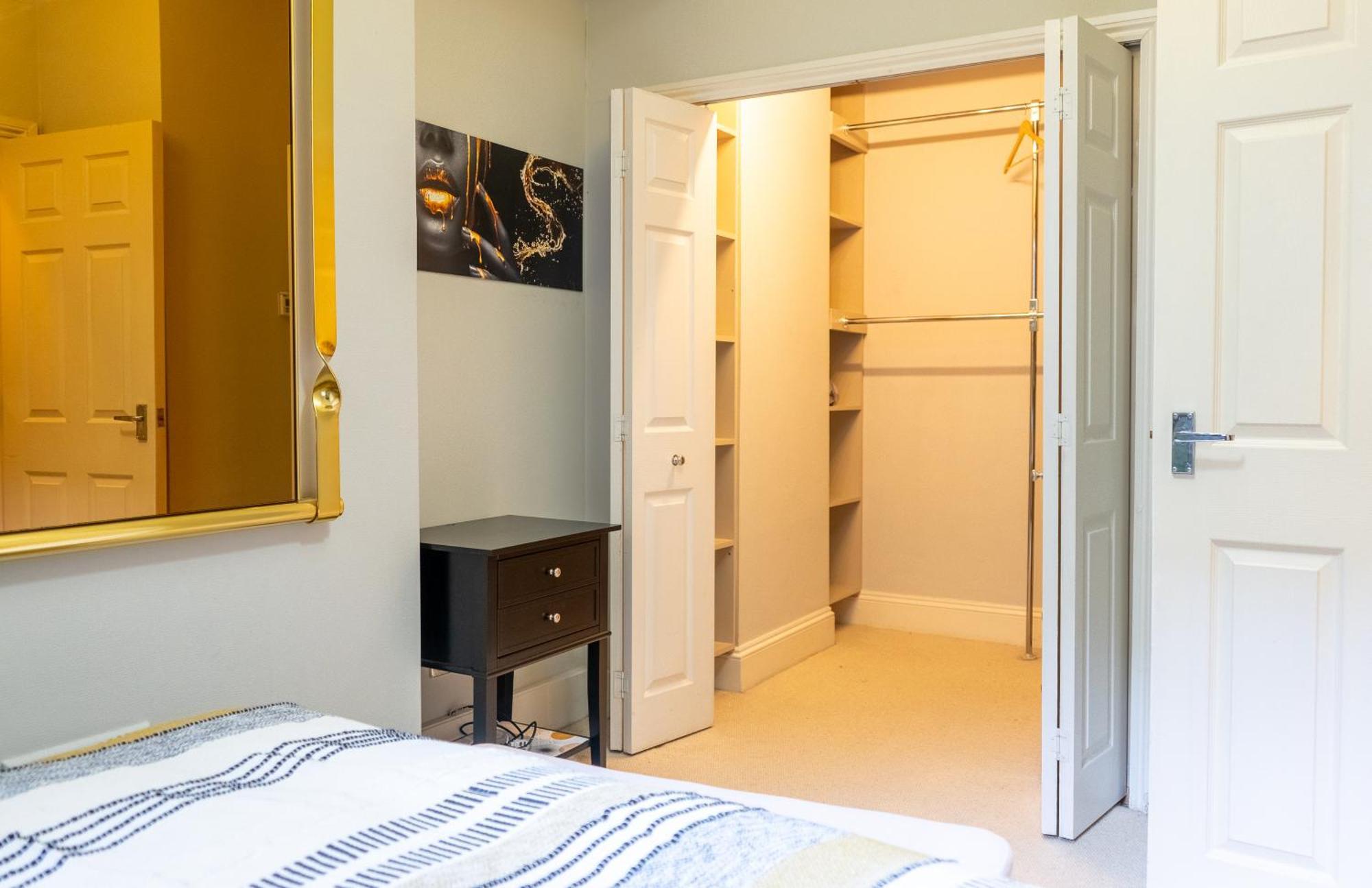 Cozy And Comfy Flat In Earls Court * Londres