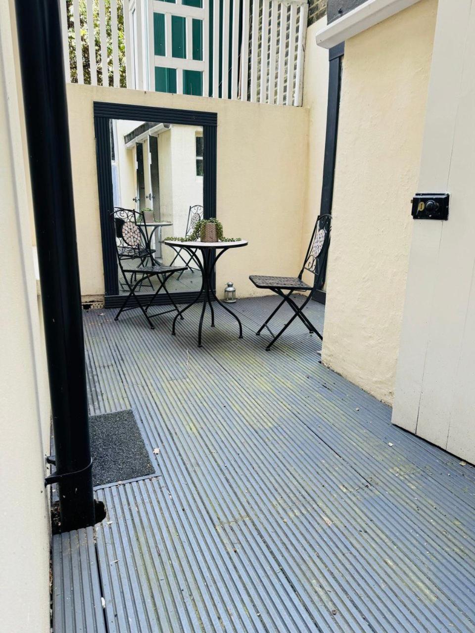 Cozy And Comfy Flat In Earls Court Apartamento Londres