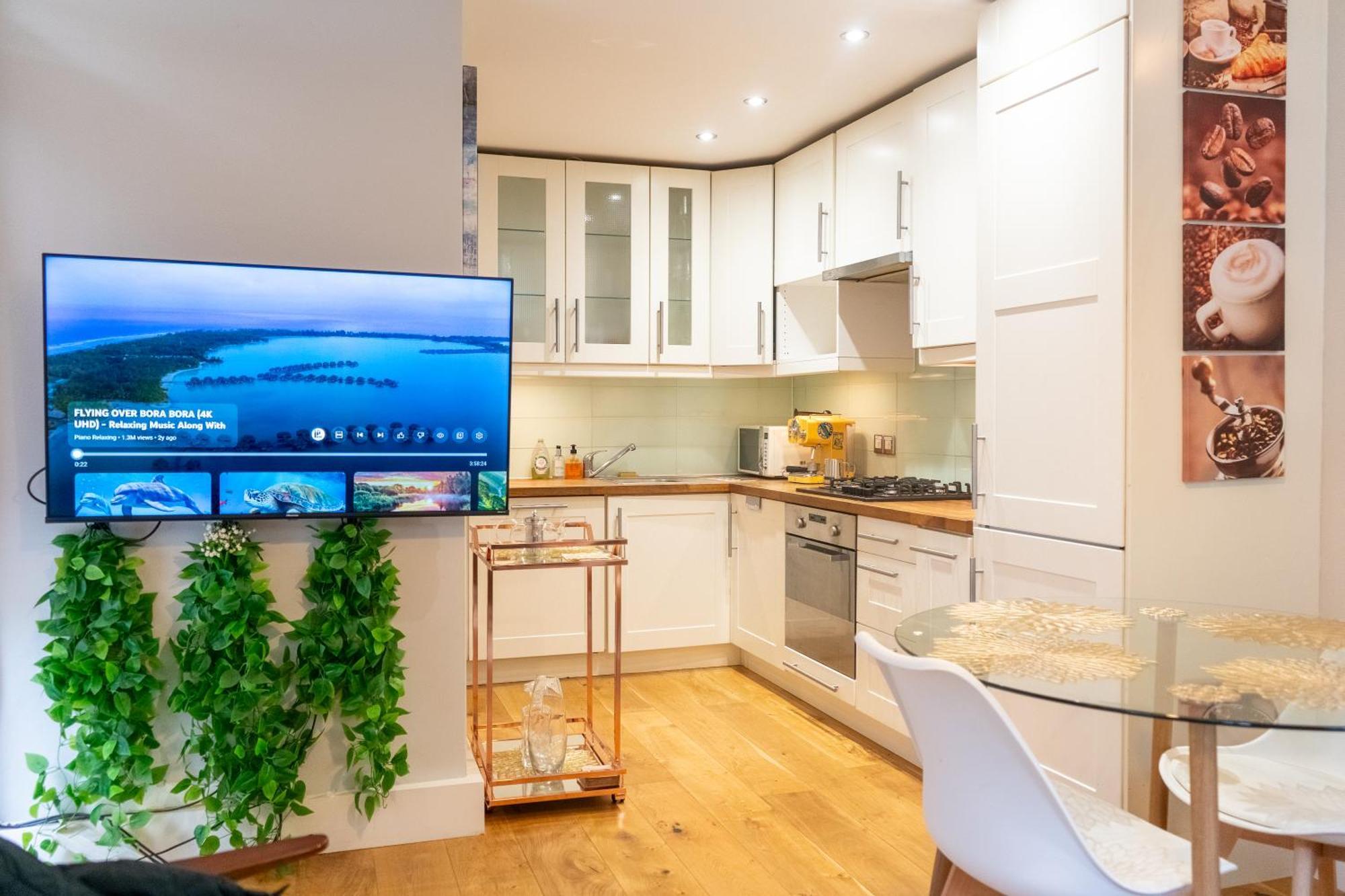 Cozy And Comfy Flat In Earls Court * Londres