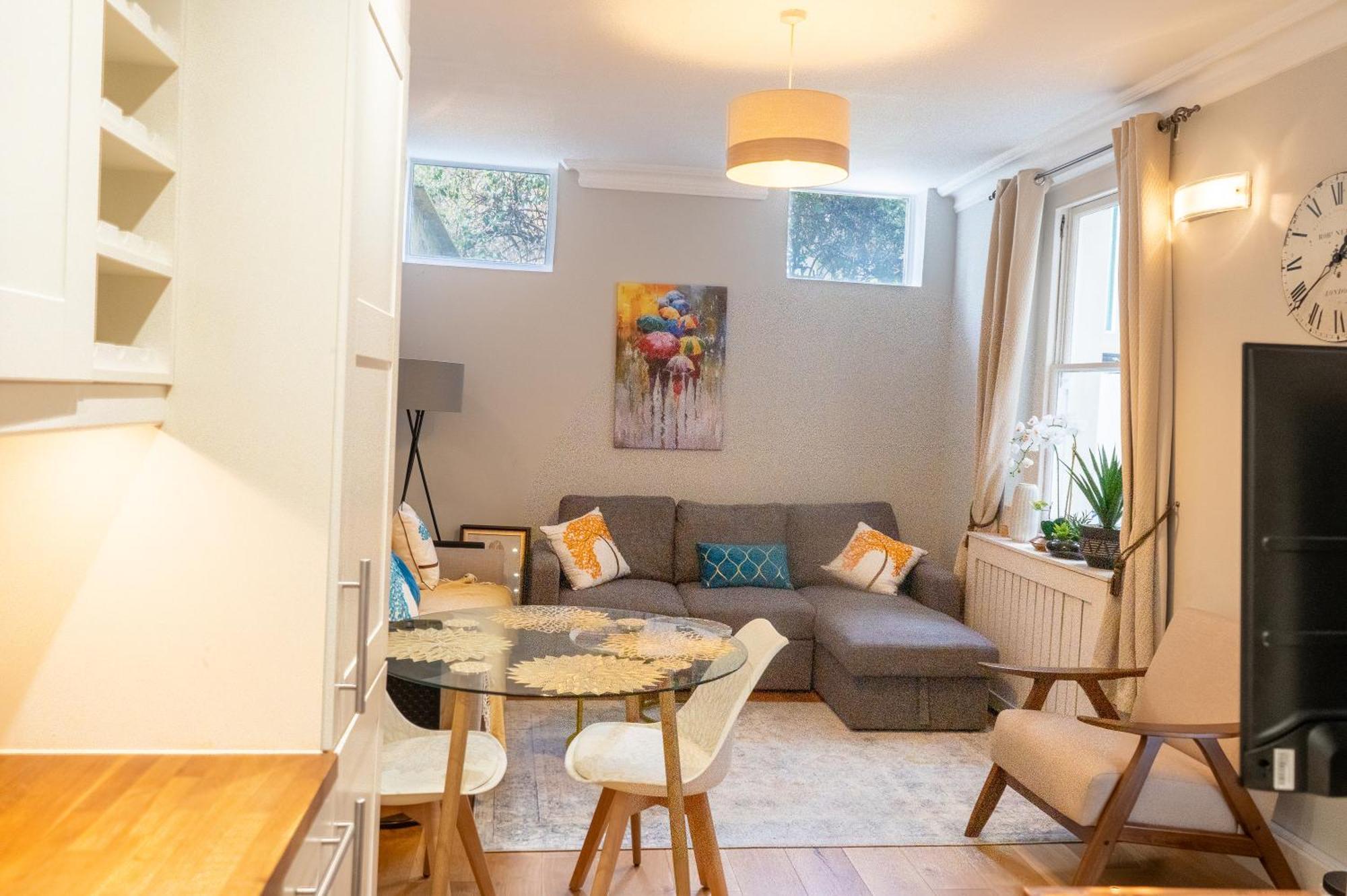 Cozy And Comfy Flat In Earls Court Apartamento Londres