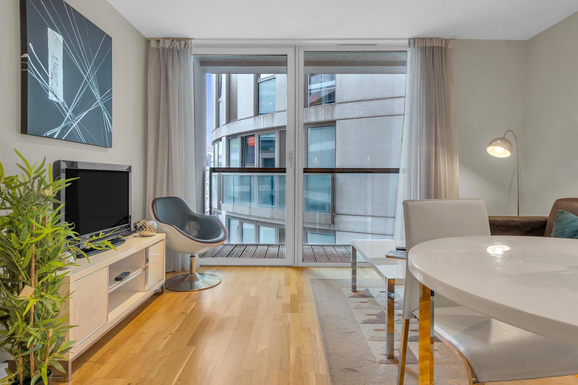 Mysquare Lanterns Way At Canary Wharf Appartement