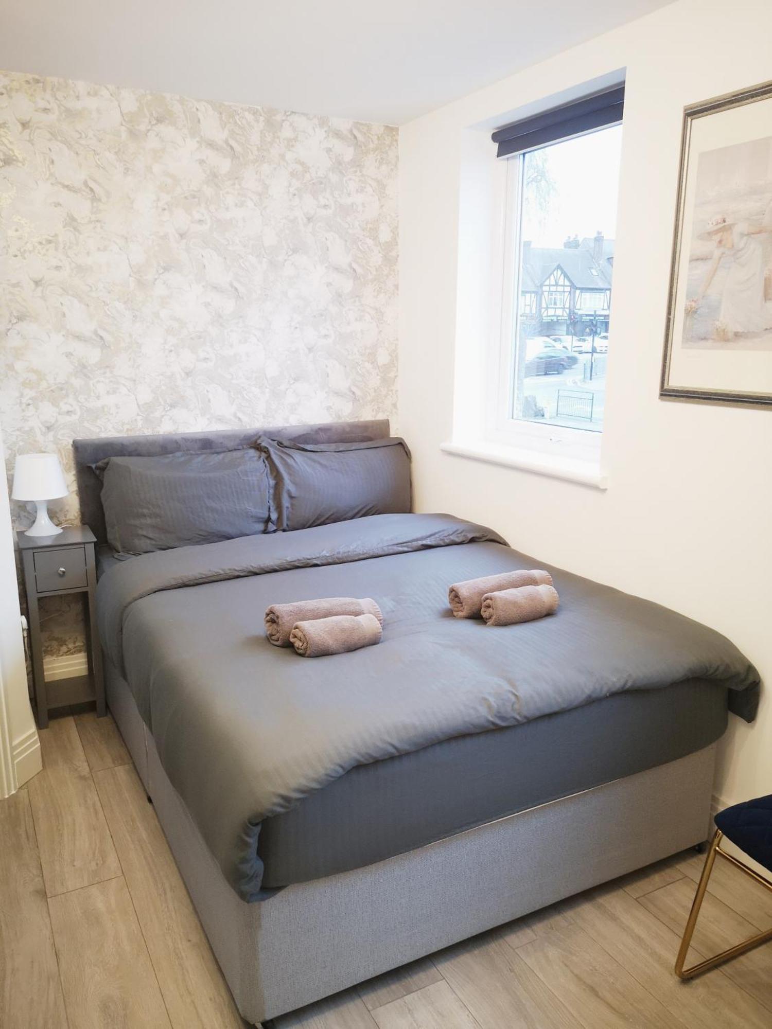 Stylish Minutes Away From Wembley Appartement