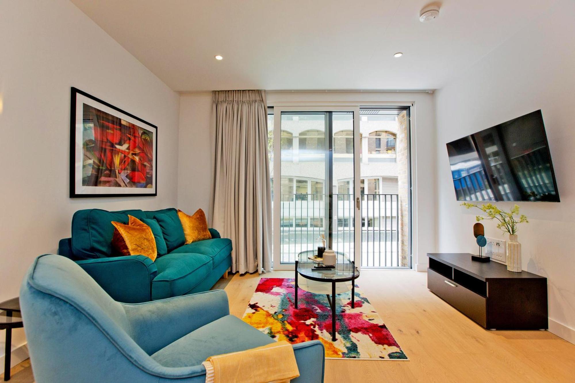 Luxury Retreat *