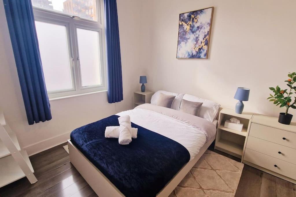 Appartement 2 Bed Apartment, Near Canary Wharf, O2, Excel, Airport *