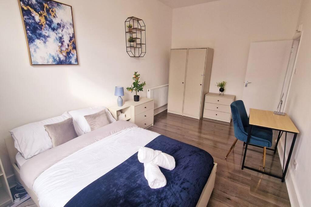 Appartement 2 Bed Apartment, Near Canary Wharf, O2, Excel, Airport Londen
