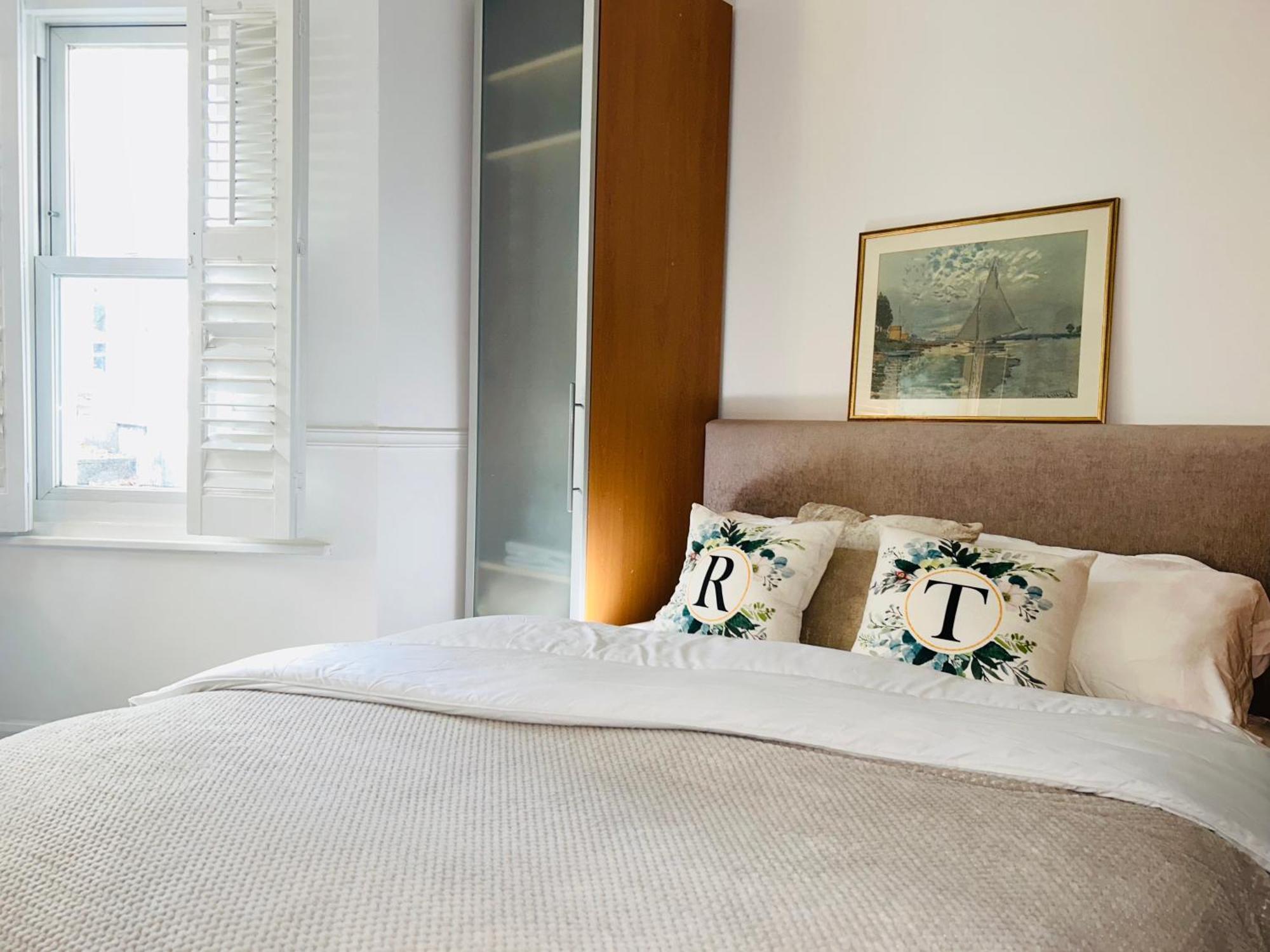 Kensington Secret Gem *