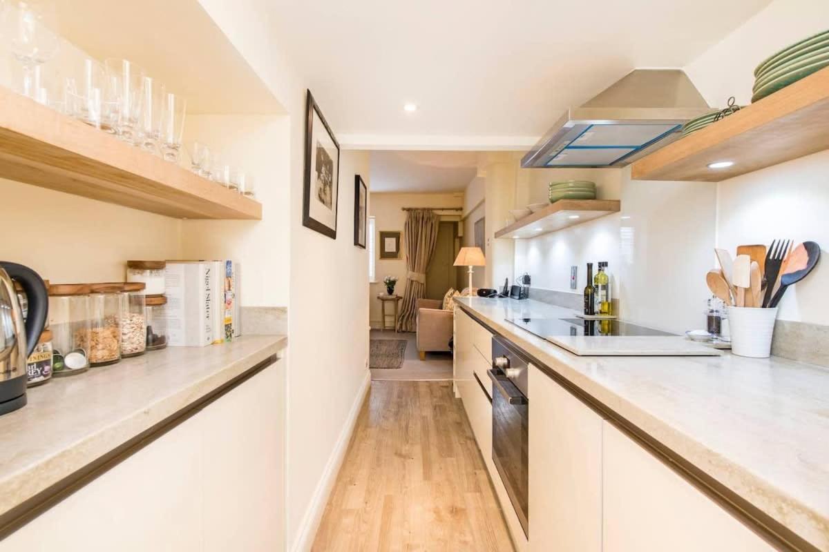 Delightful 2 Bed In Notting Hill - 5 Min From Tube * Londres