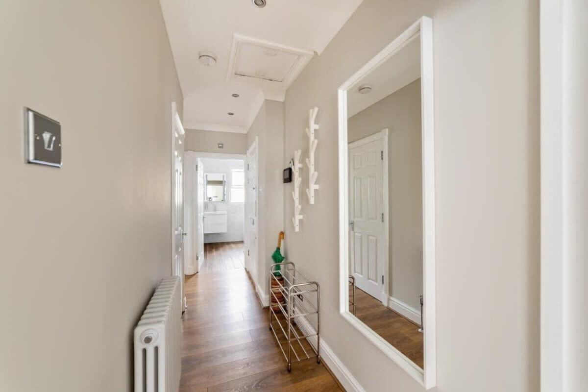 Apartment Modern And Bright 1 Bed Apartment, Tower Bridge *