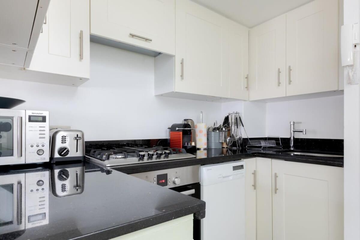 Stylish With Private Rooftop In Covent Garden Apartamento