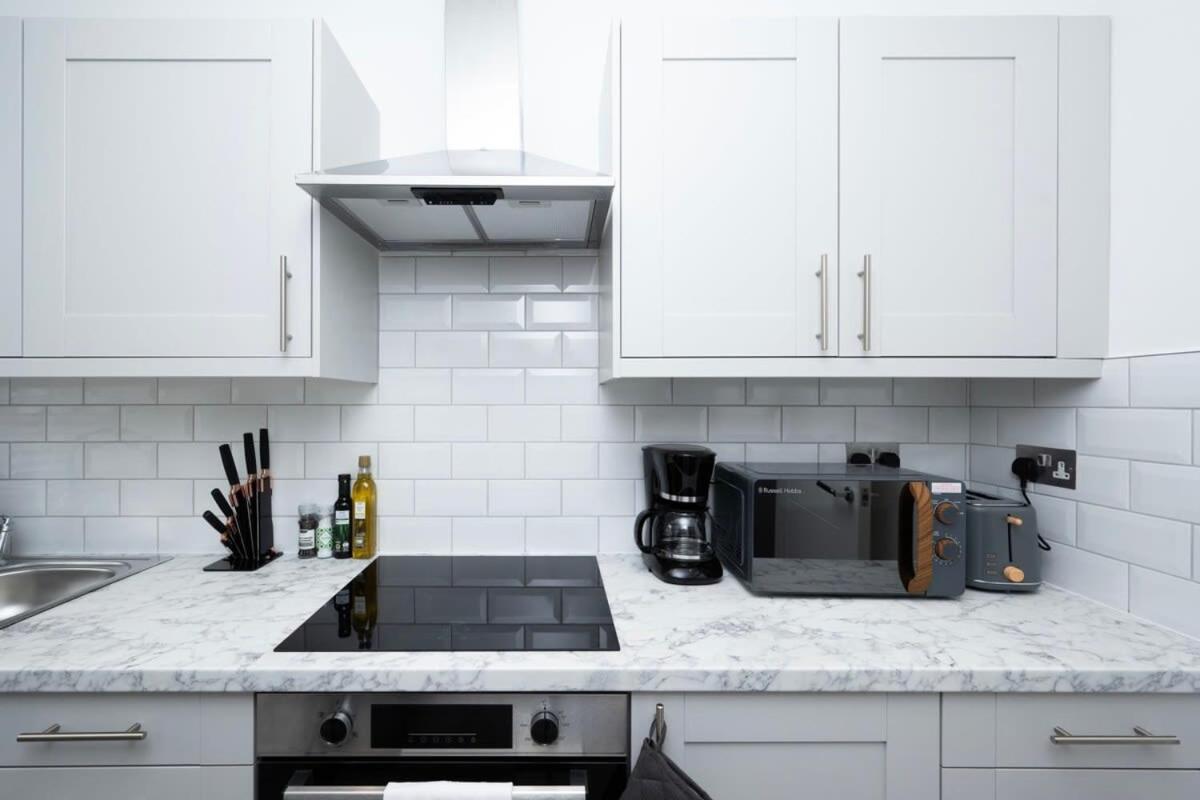 Stylish 3br Flat In The Heart Of Soho Londres