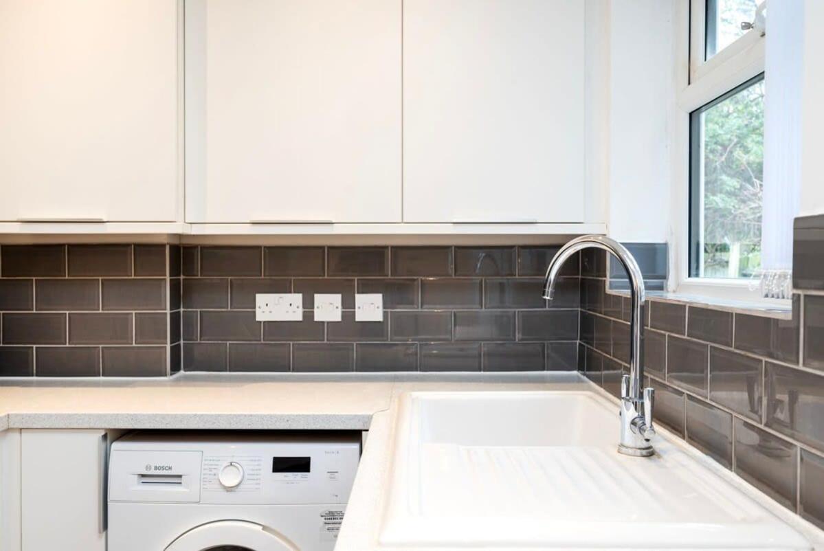 Сasa de vacaciones Lovely 2br House In Norwood Junction Londres