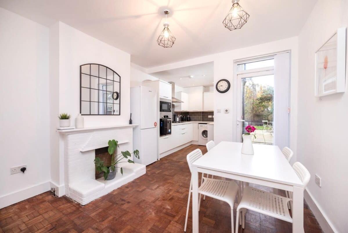 Lovely 2br House In Norwood Junction Сasa de vacaciones