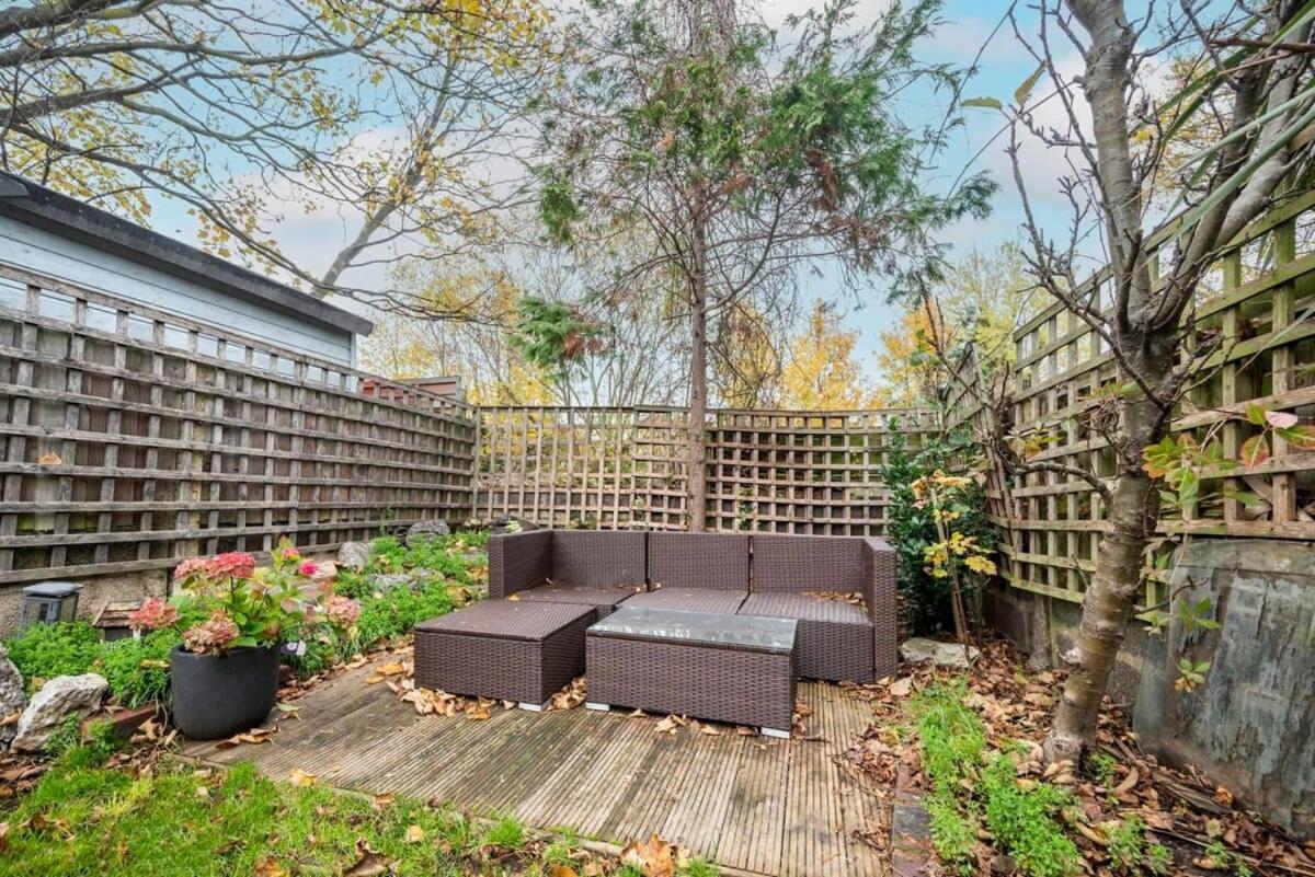 Сasa de vacaciones Lovely 2br House In Norwood Junction Londres
