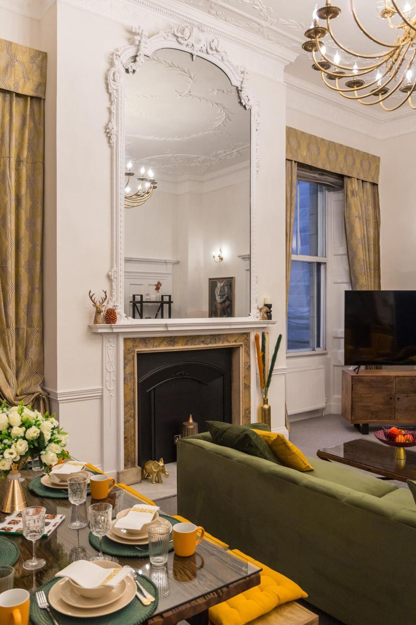 Luxury 3 Bedroom Duplex With Pool Table - 4hs * Londres